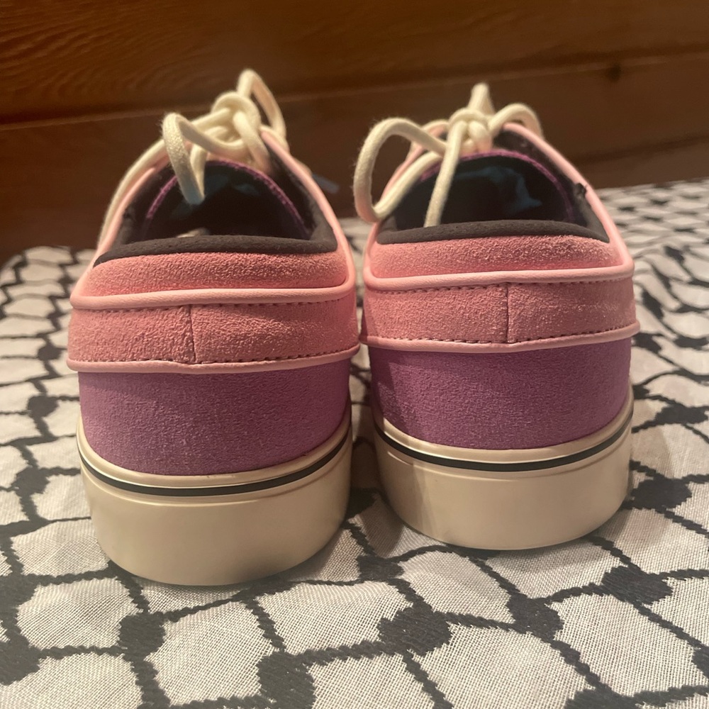 NEW- Nike SB Size 6.5 - Picture 2 of 8